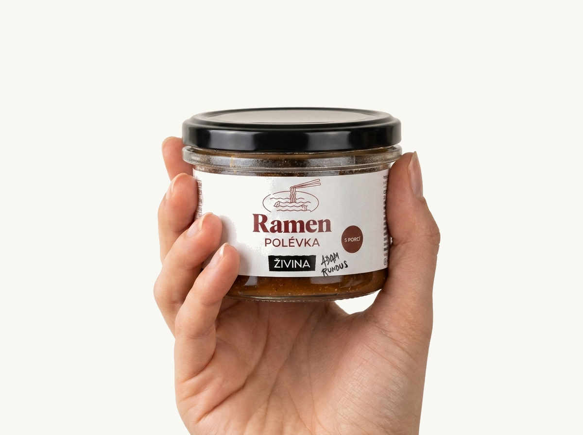 ramen v ruce