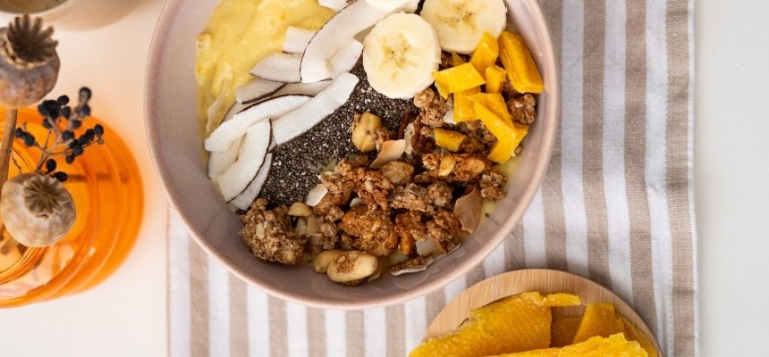 mango smoothie bowl Grizly