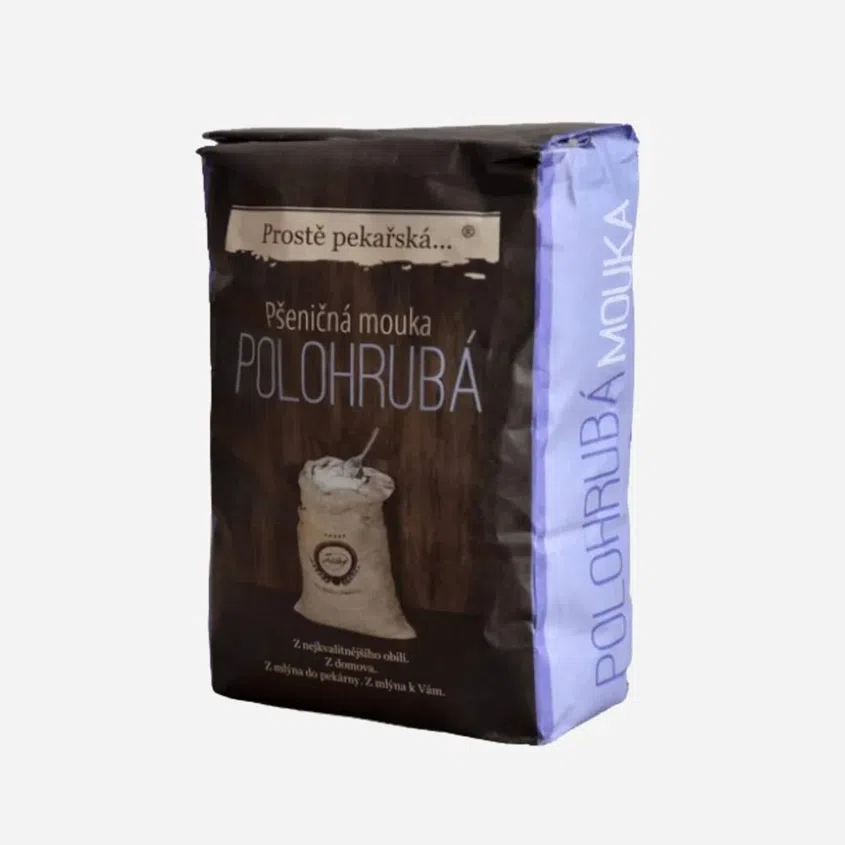 Mouka pšeničná polohrubá