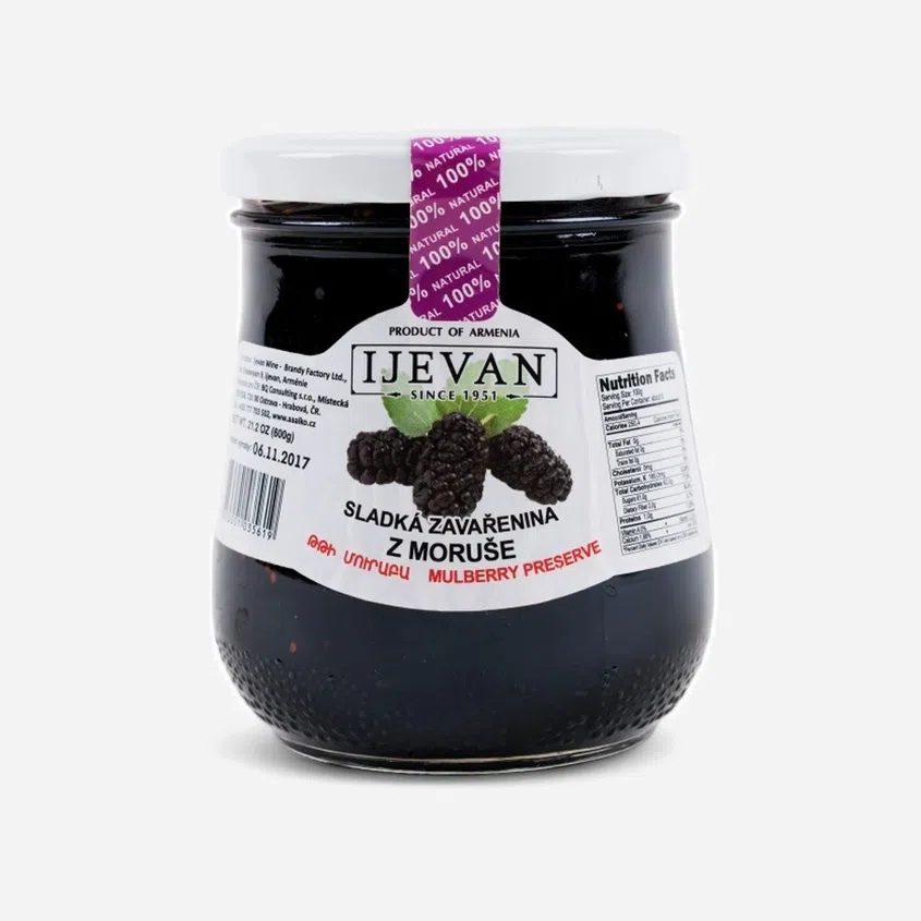 Sladká zavařenina z moruše